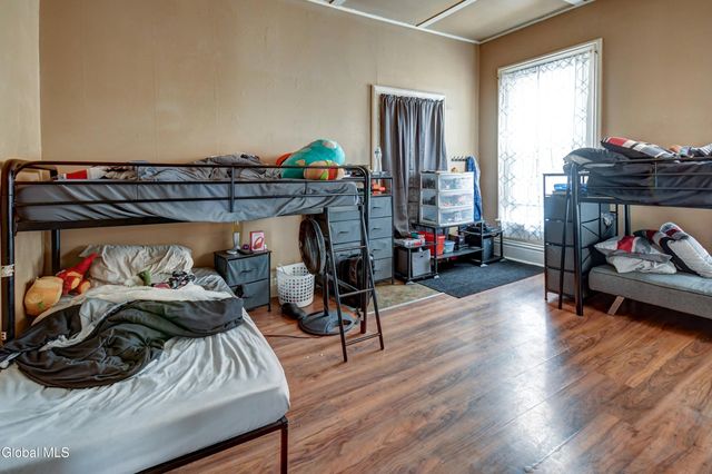 92-94 Washington Street, Gloversville, NY 12078