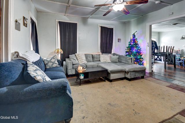 92-94 Washington Street, Gloversville, NY 12078