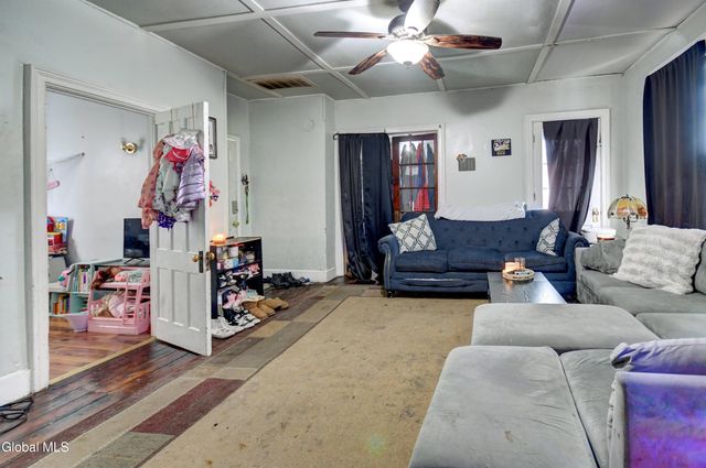 92-94 Washington Street, Gloversville, NY 12078