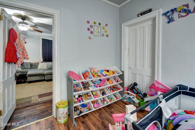 92-94 Washington Street, Gloversville, NY 12078