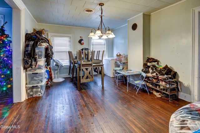 92-94 Washington Street, Gloversville, NY 12078