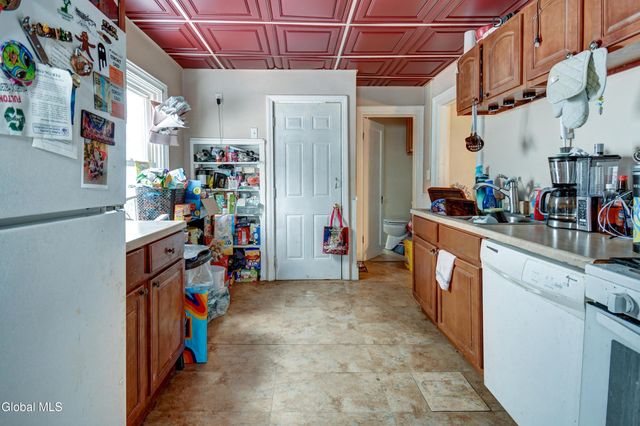 92-94 Washington Street, Gloversville, NY 12078