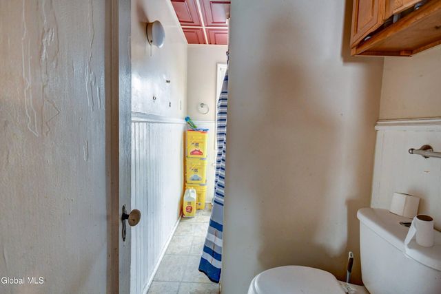 92-94 Washington Street, Gloversville, NY 12078