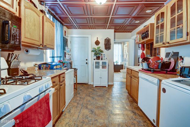 92-94 Washington Street, Gloversville, NY 12078