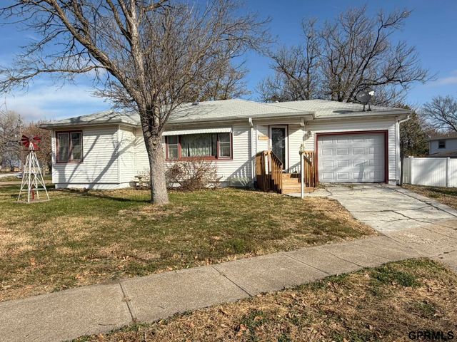 520 W Hickory Street, Wilber, NE 68465