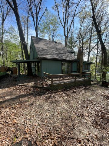 7558 Hackberry Drive, Nineveh, IN 46164