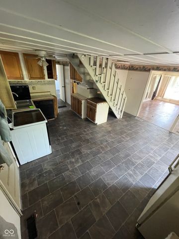 7558 Hackberry Drive, Nineveh, IN 46164