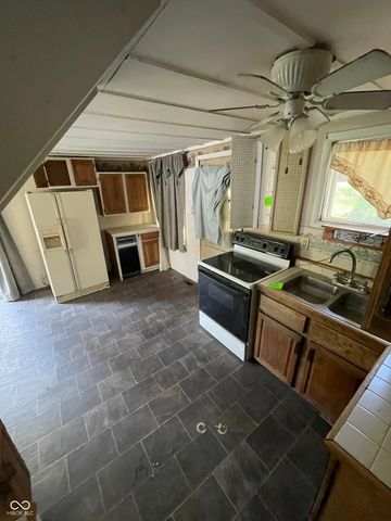 7558 Hackberry Drive, Nineveh, IN 46164