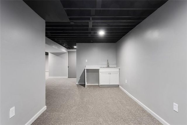 6100 E 97th Street, Kansas City, MO 64134