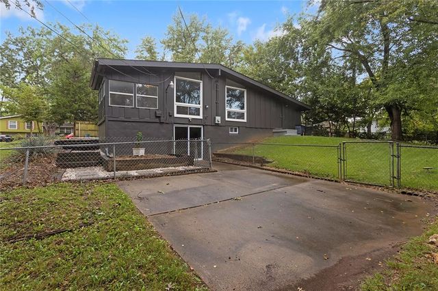 6100 E 97th Street, Kansas City, MO 64134