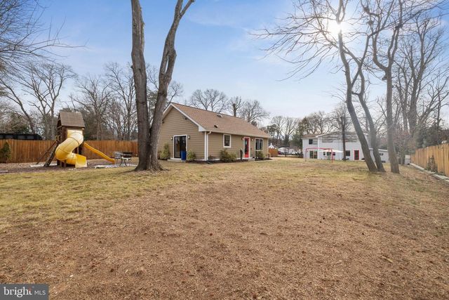 9226 FOWLER LN, Lanham, MD 20706