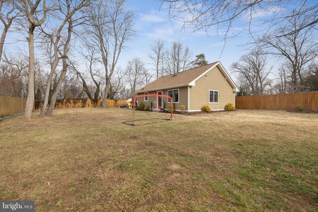 9226 FOWLER LN, Lanham, MD 20706