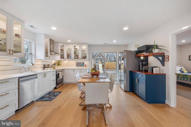 9226 FOWLER LN, Lanham, MD 20706