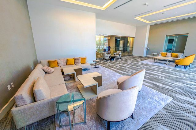 18201 Collins Avenue 3301A, North Miami Beach, FL 33160