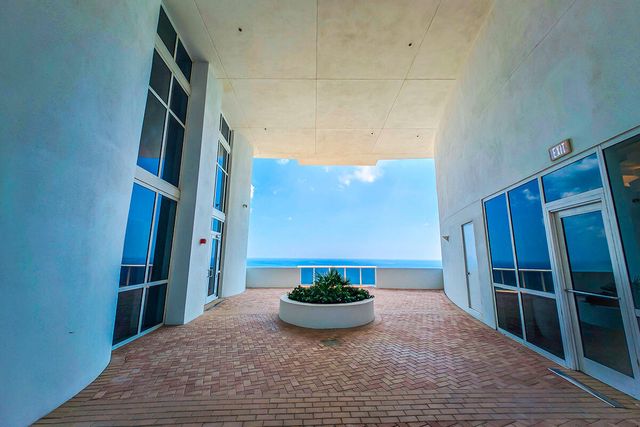 18201 Collins Avenue 3301A, North Miami Beach, FL 33160