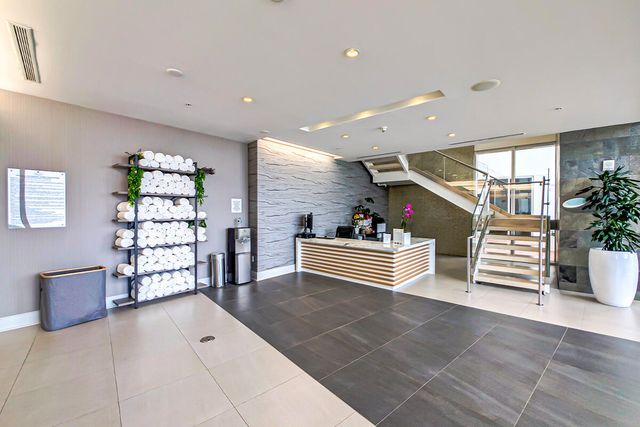 18201 Collins Avenue 3301A, North Miami Beach, FL 33160