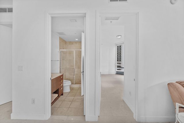 18201 Collins Avenue 3301A, North Miami Beach, FL 33160