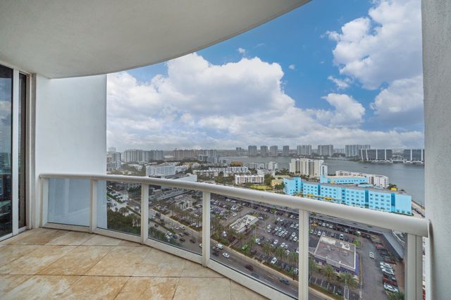 18201 Collins Avenue 3301A, North Miami Beach, FL 33160