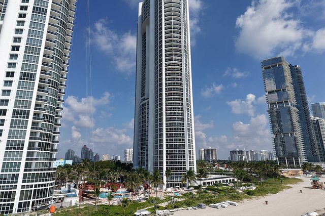 18201 Collins Avenue 3301A, North Miami Beach, FL 33160