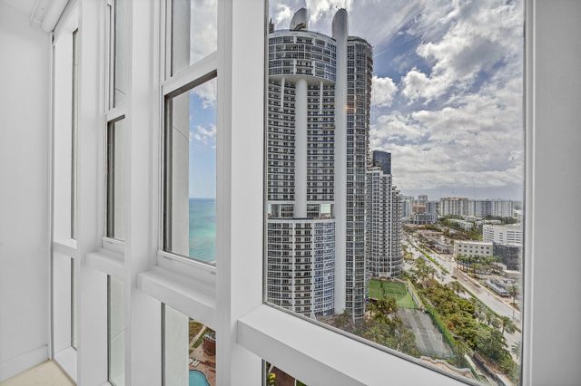 18201 Collins Avenue 3301A, North Miami Beach, FL 33160