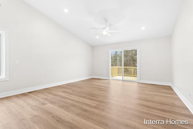 1571 N Village Circle, Kalamazoo, MI 49009