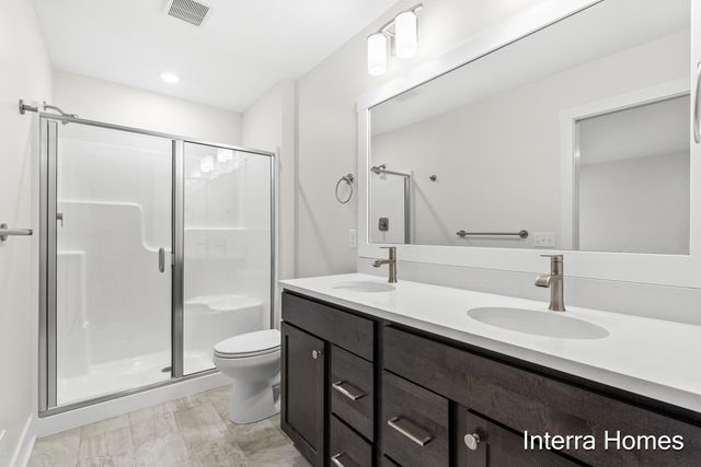 1571 N Village Circle, Kalamazoo, MI 49009