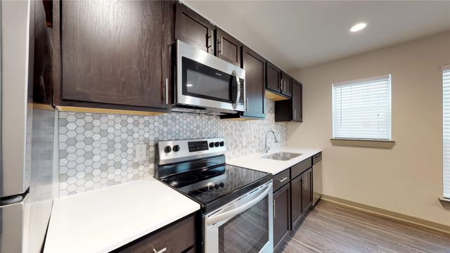 6304 Prospect Avenue 102, Dallas, TX 75214