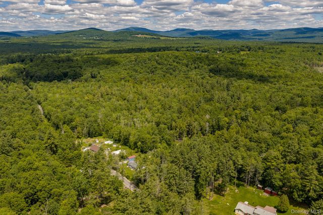 570 Brown Road, Ellenville, NY 12428