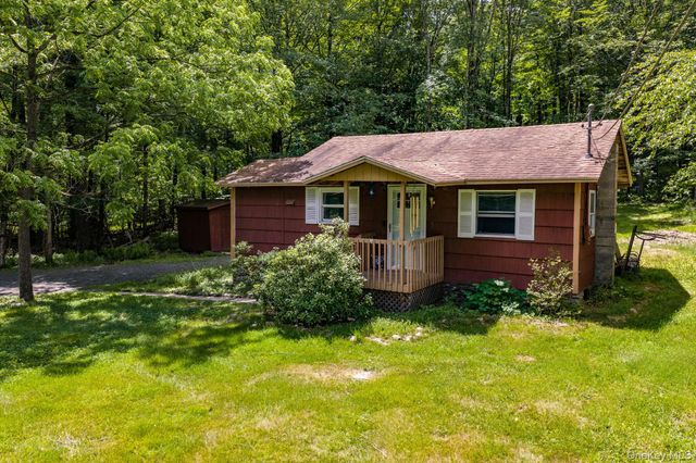570 Brown Road, Ellenville, NY 12428