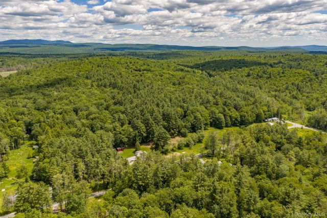 570 Brown Road, Ellenville, NY 12428