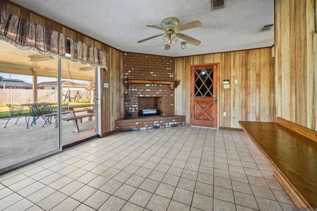 1934 S John Ave, Gonzales, LA 70737