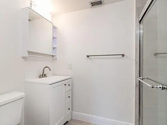 211 Maplecrest Circle, Jupiter, FL 33458