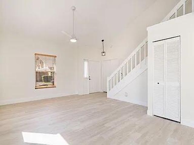 211 Maplecrest Circle, Jupiter, FL 33458