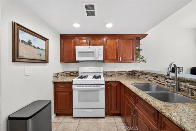 1215 N San Gabriel, Azusa, CA 91702