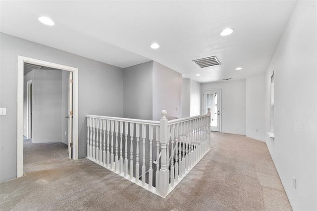 647 Shadow Way, Central Point, OR 97502