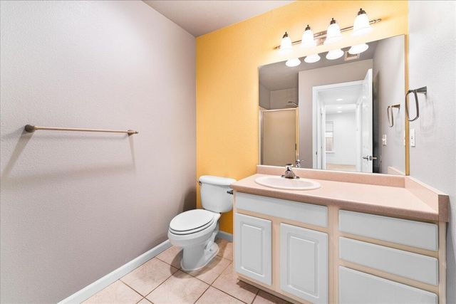 647 Shadow Way, Central Point, OR 97502