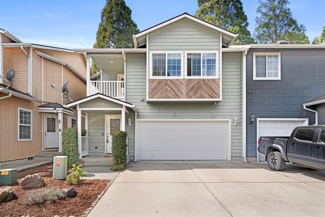 647 Shadow Way, Central Point, OR 97502