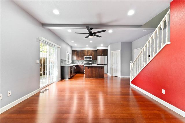 647 Shadow Way, Central Point, OR 97502