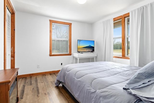 606 Avenue A, Winnie, TX 77665