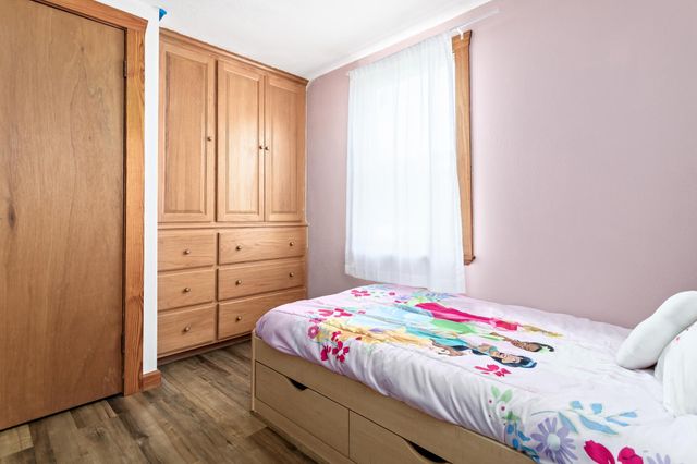 606 Avenue A, Winnie, TX 77665