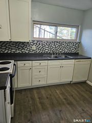 150 Sheraton Lane 150, Norwich, CT 06360