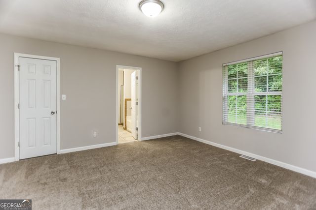 3186 Pilgrims Drive, Douglasville, GA 30135