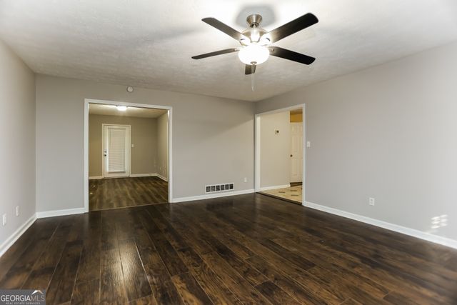 3186 Pilgrims Drive, Douglasville, GA 30135