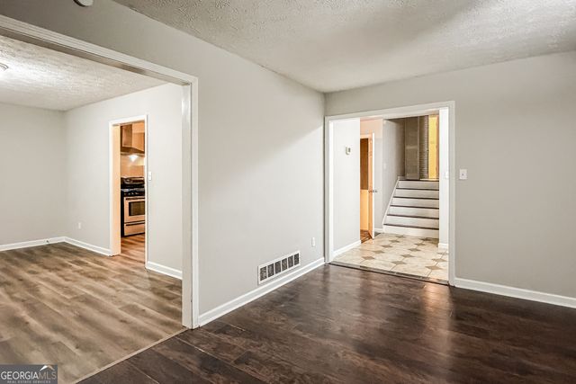 3186 Pilgrims Drive, Douglasville, GA 30135