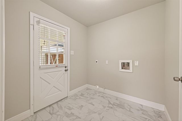 1102 Belaya Lane, Houston, TX 77090