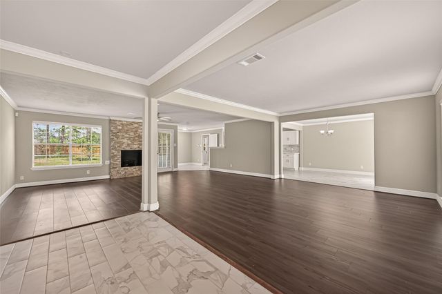 1102 Belaya Lane, Houston, TX 77090