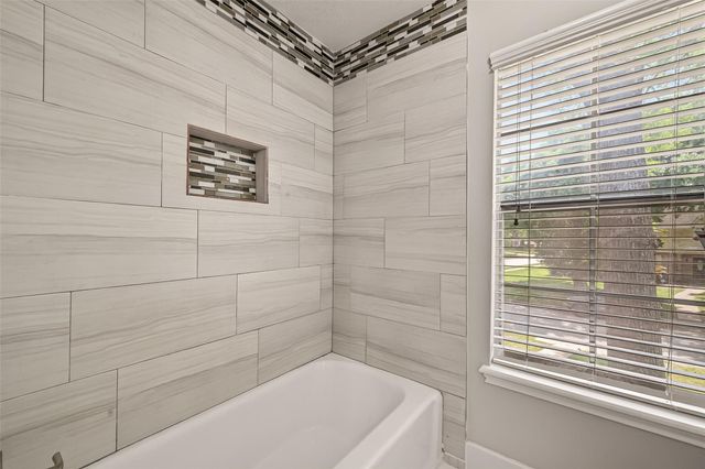 1102 Belaya Lane, Houston, TX 77090