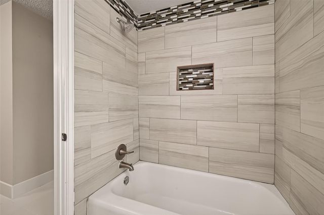 1102 Belaya Lane, Houston, TX 77090