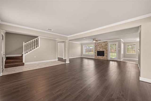 1102 Belaya Lane, Houston, TX 77090