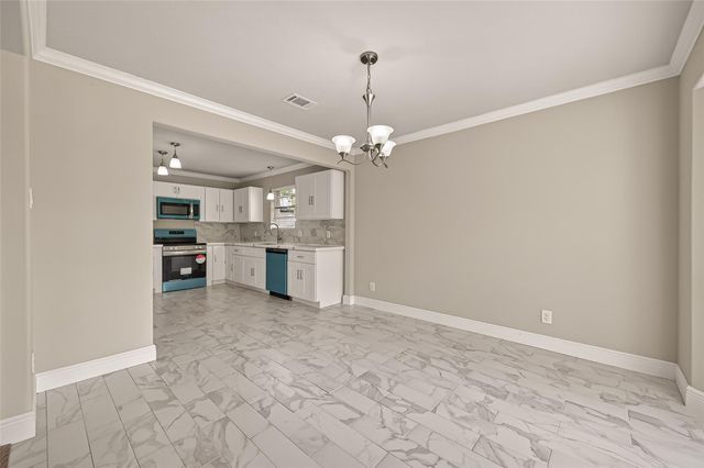 1102 Belaya Lane, Houston, TX 77090